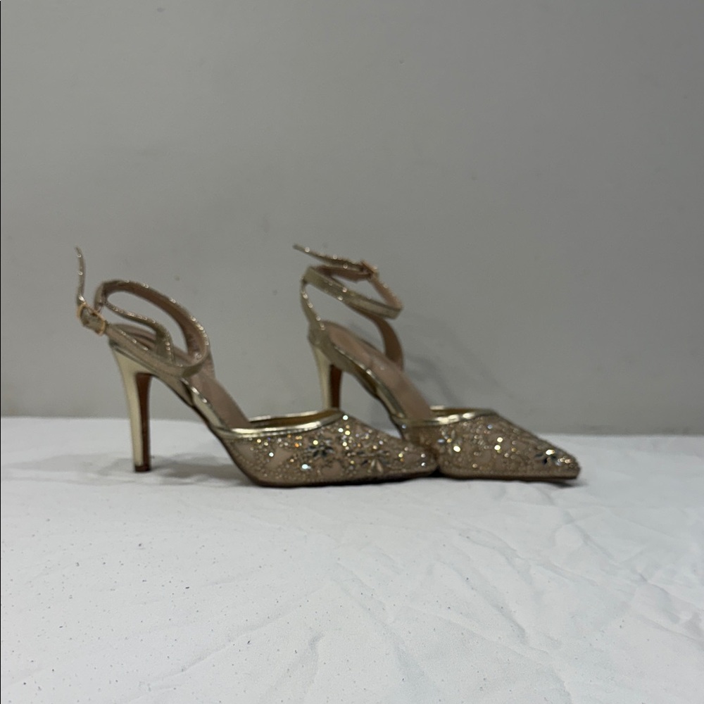 TOP Moda Glittering Gold Heels